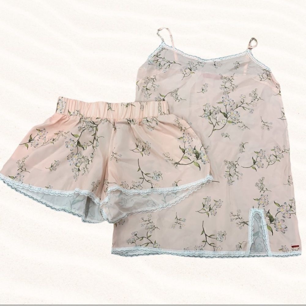 OFFER! RARE!  PHILANTHROPY Pajama Set